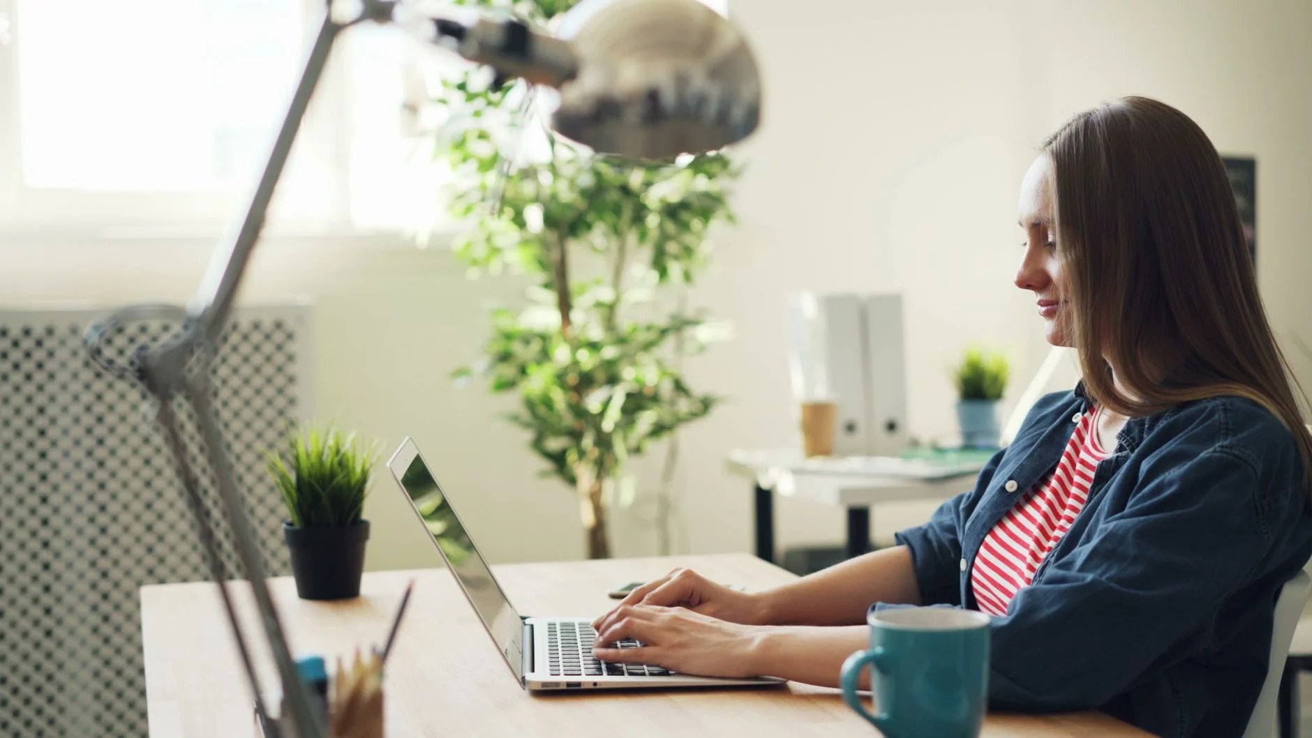 Complete beginner guide to Amazon product listings covering structure, creation, optimization, and the framework that drives results.